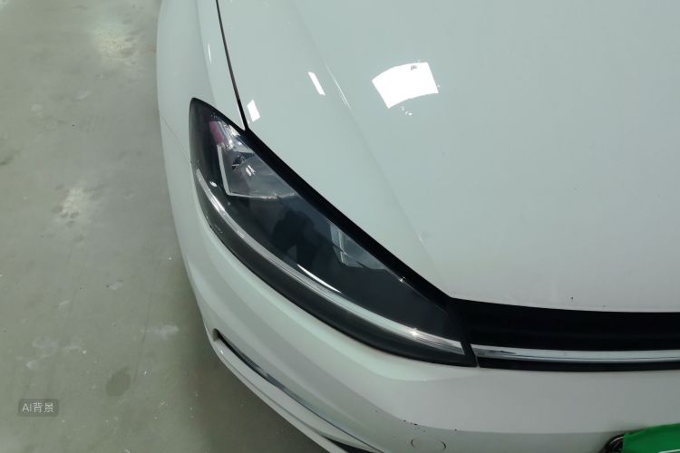 Volkswagen Golf 2020 car image #8