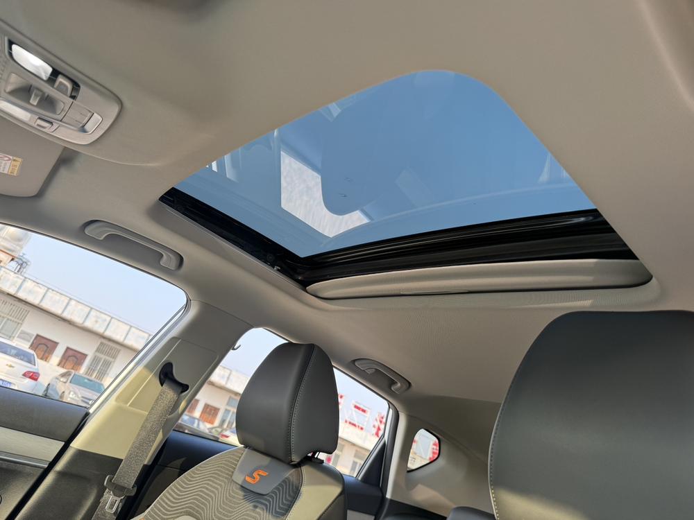 GEELY Coolray 2023 #15 GEELY Coolray 2023 car image #15