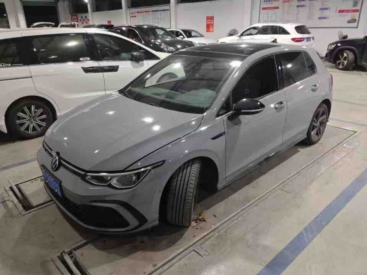 Volkswagen Golf 2023 car image 