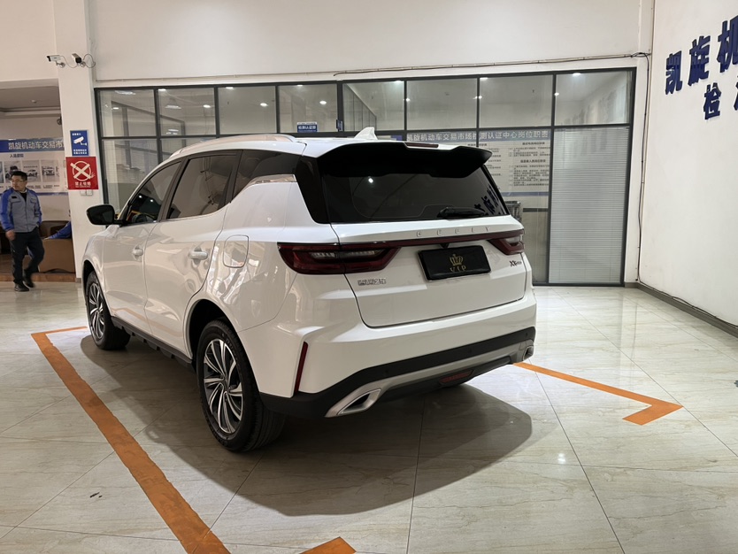 GEELY Vision X6 2023 изображение автомобиля #4