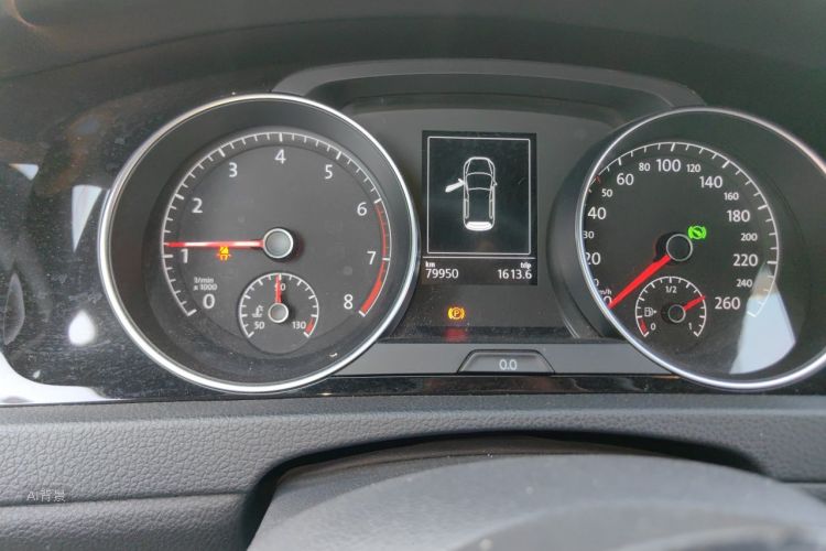 Volkswagen Golf 2018 car image #14