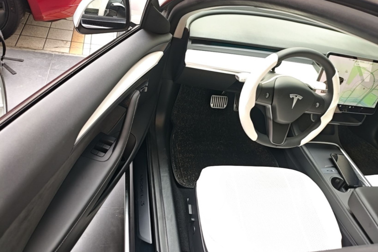 Tesla Model 3 2021 #16 Tesla Model 3 2021 car image #16