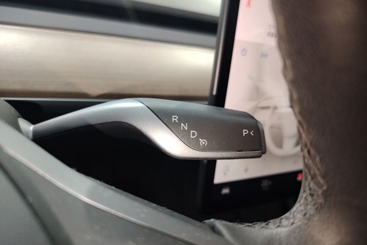 Tesla Model 3 2021 #14 Tesla Model 3 2021 car image #14
