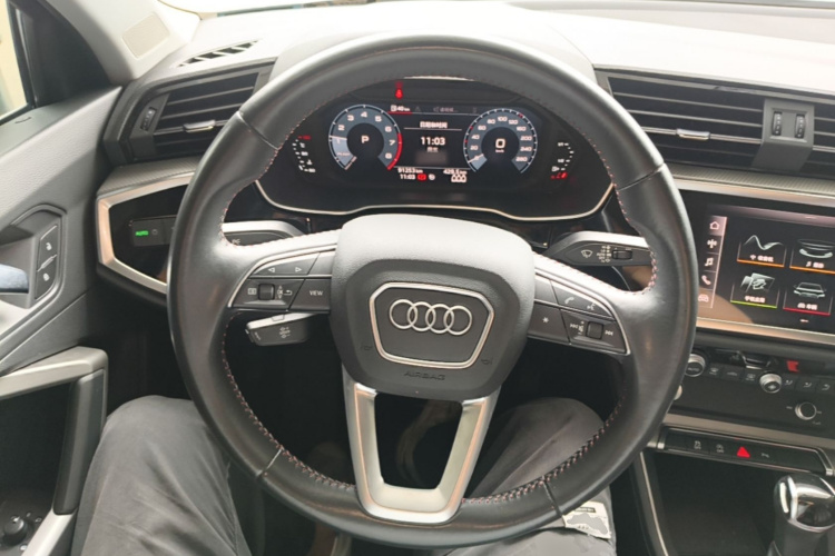 Audi Q3 2020 #11 Audi Q3 2020 car image #11