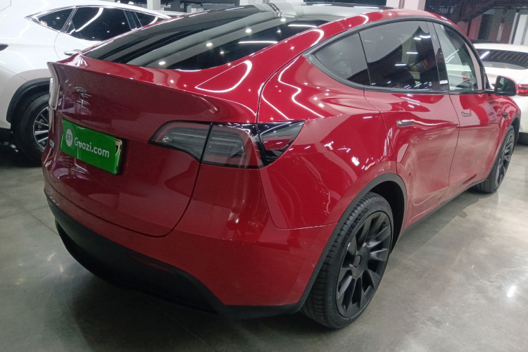 Tesla Model Y 2023 #7 Tesla Model Y 2023 car image #7