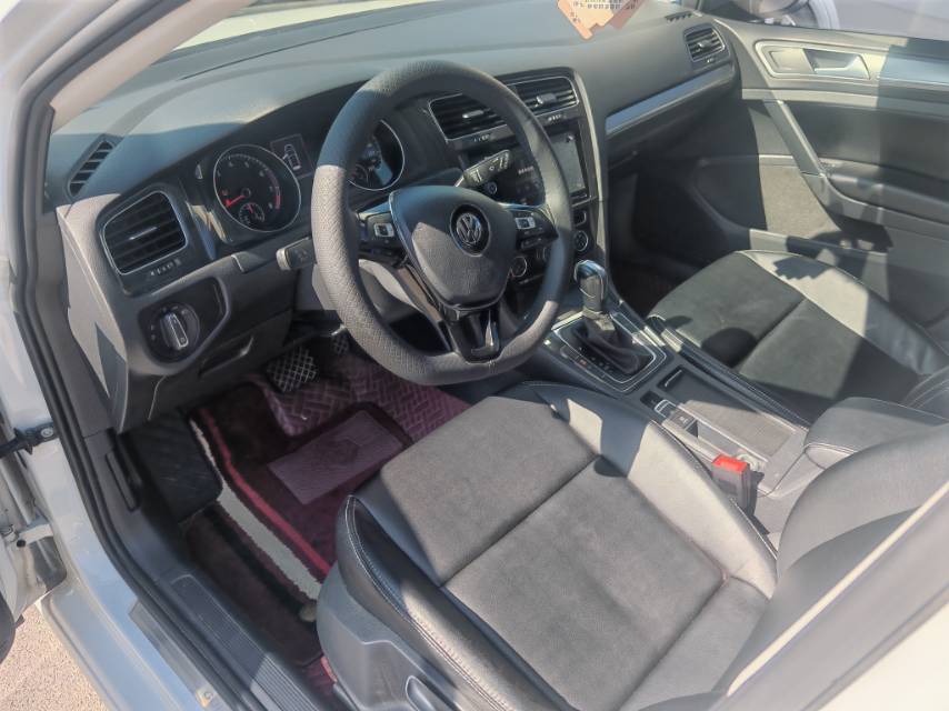 Volkswagen Golf 2019 #4 Volkswagen Golf 2019 car image #4