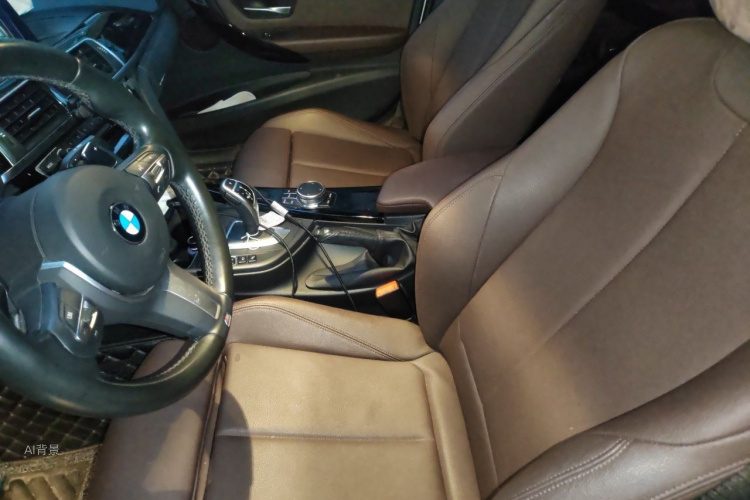 BMW 3 Series 2019 car image #17