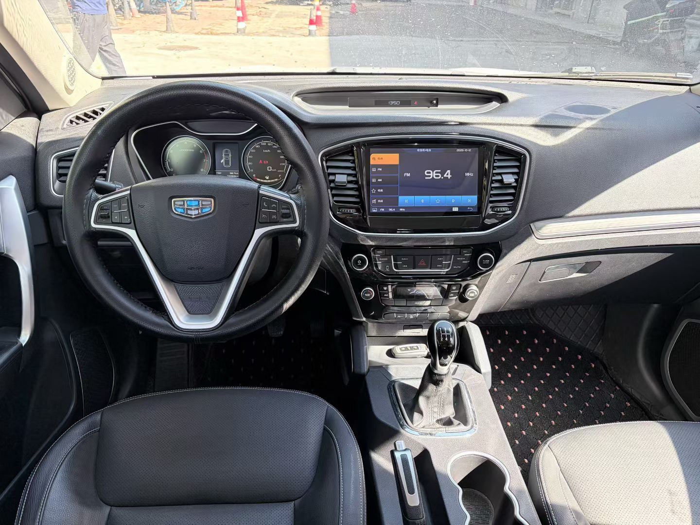 GEELY Vision X6 2018 #9 GEELY Vision X6 2018 car image #9