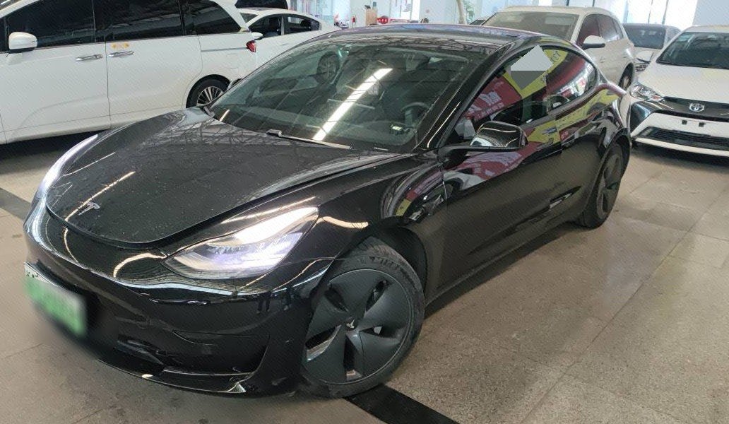 Tesla Model 3 2020 immagine di auto 