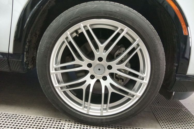 Honda CR-V 2023 car image #9