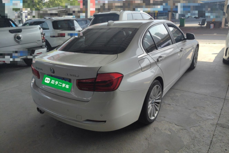 BMW 3 Series 2018 car image #7