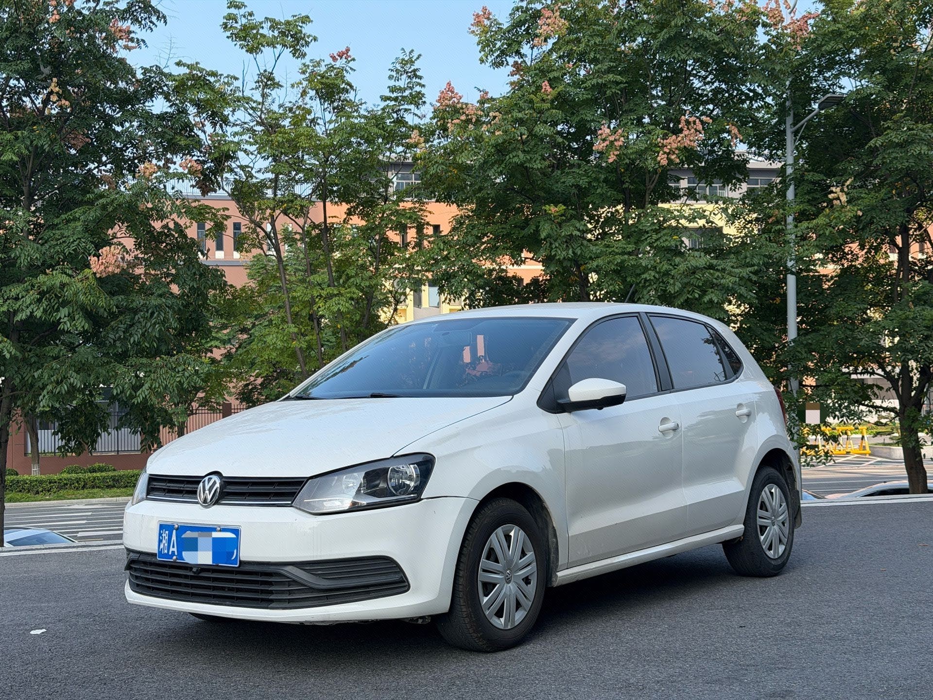 Volkswagen Polo 2019 Volkswagen Polo 2019 car image