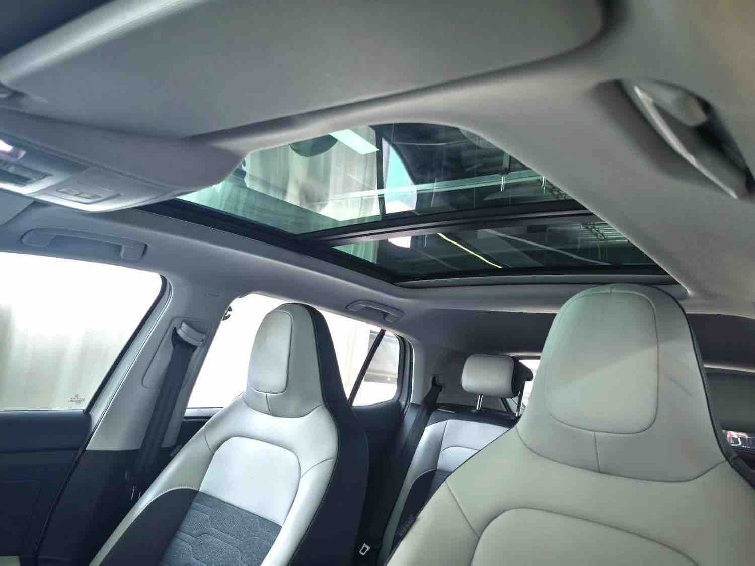 Volkswagen Tharu 2025 car image #11