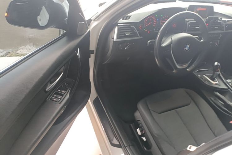 BMW 3 Series 2017 #16 BMW 3 Series 2017 image de voiture #16