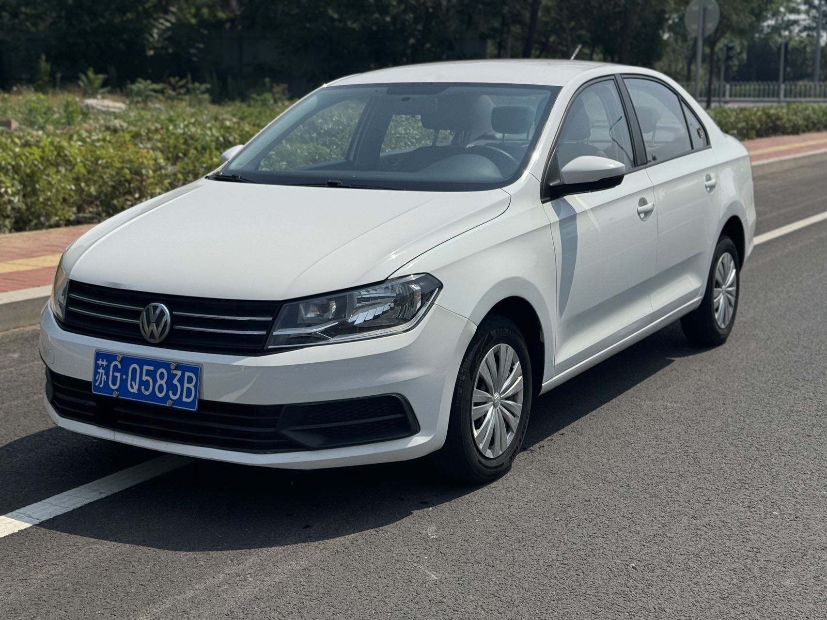 Volkswagen Santana 2019 car image 