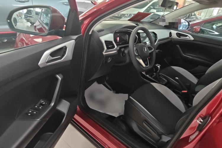 Volkswagen Tacqua 2021 car image #12