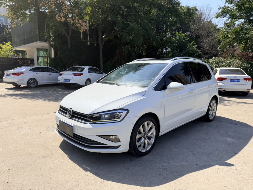 2019 2019 car image