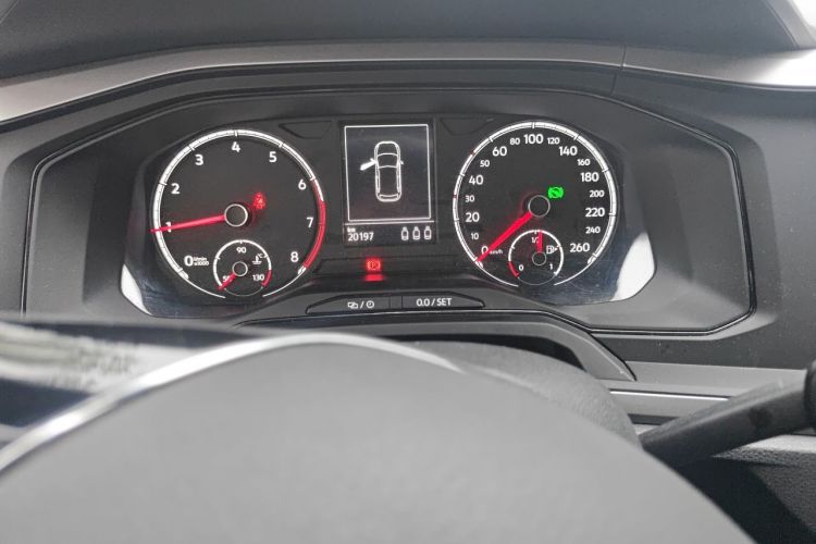 Volkswagen Polo 2022 car image #8