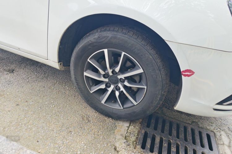 GEELY Emgrand 2020 #9 GEELY Emgrand 2020 car image #9