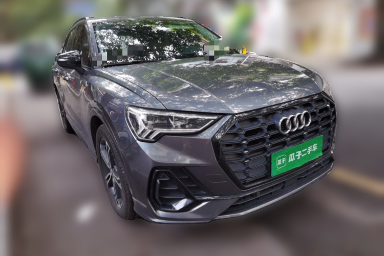 Audi Q3 2020 car image #4