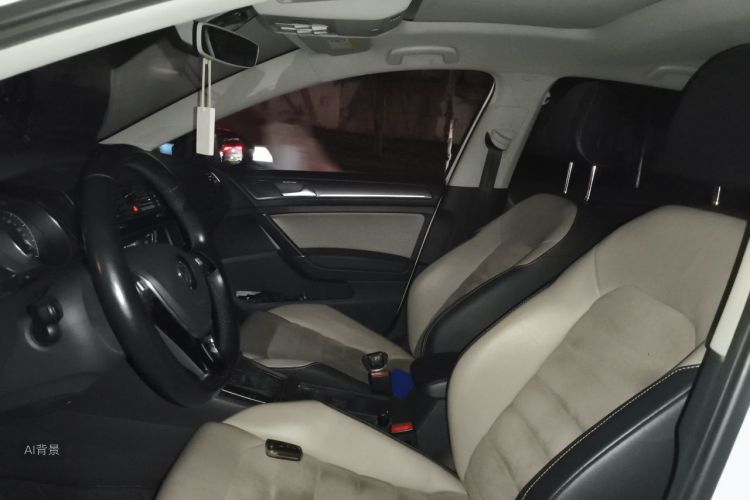 Volkswagen Golf 2017 car image #17