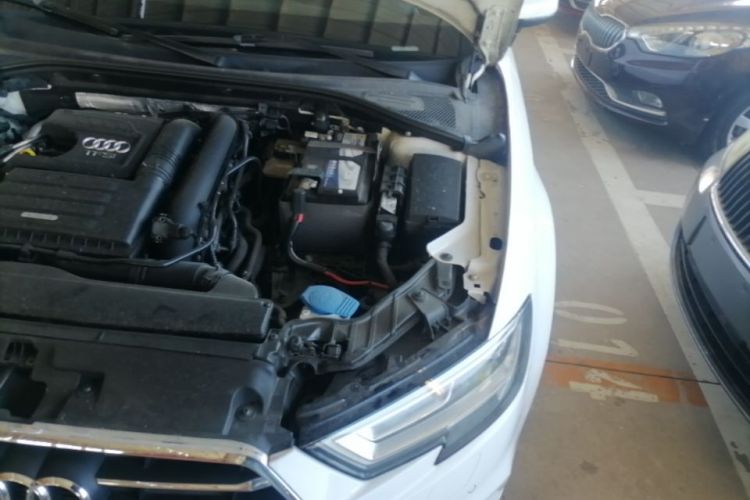 Audi A3 2019 immagine di auto #24