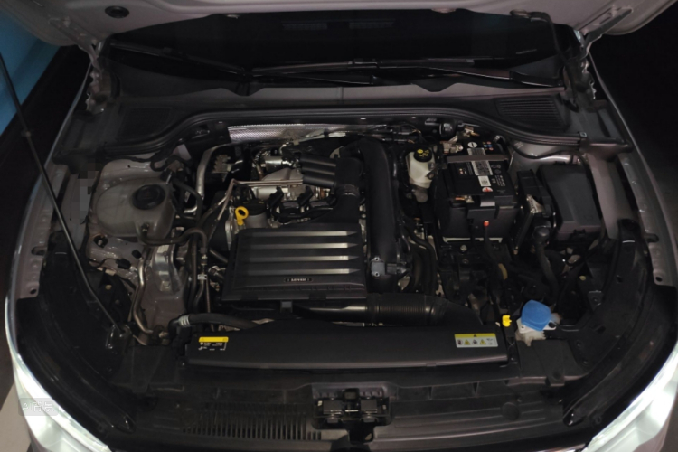 Volkswagen Golf 2022 imagem de carro #22