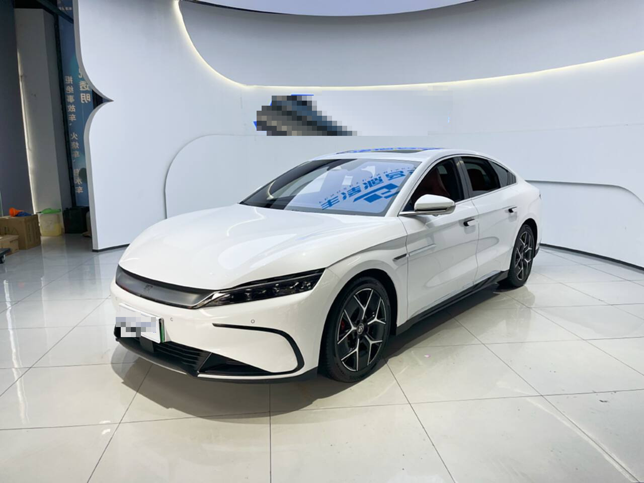 BYD Han 2023 car image #2