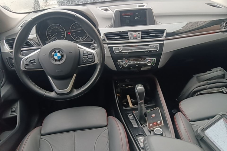 BMW X1 2018 #11 BMW X1 2018 صورة سيارة #11