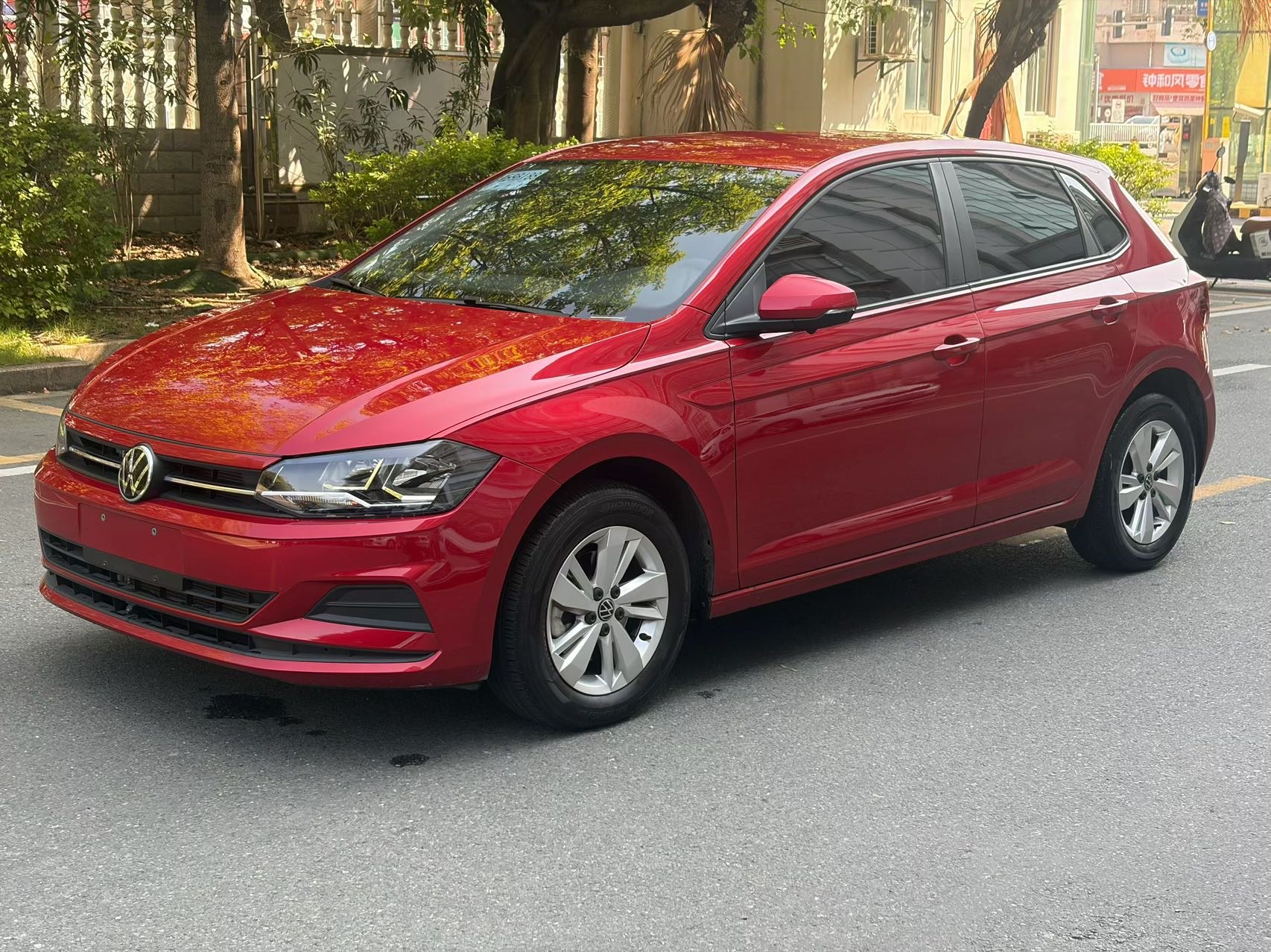 Volkswagen Polo 2023 car image 