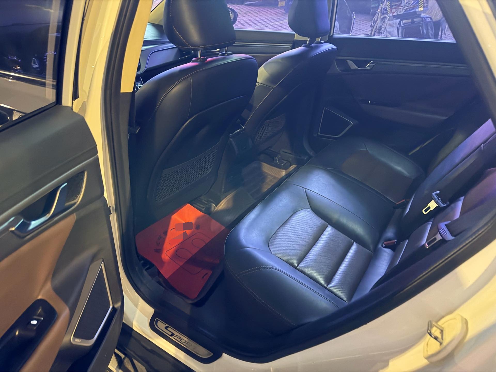 GEELY Emgrand GS 2018 car image #6