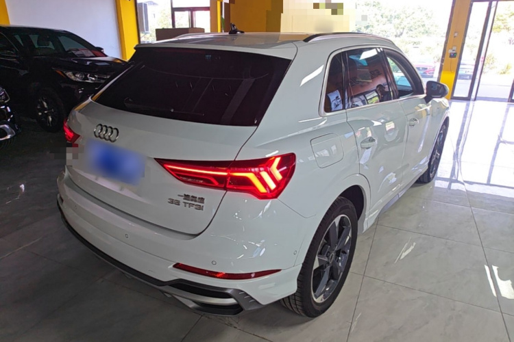 Audi Q3 2021 #7 Audi Q3 2021 car image #7