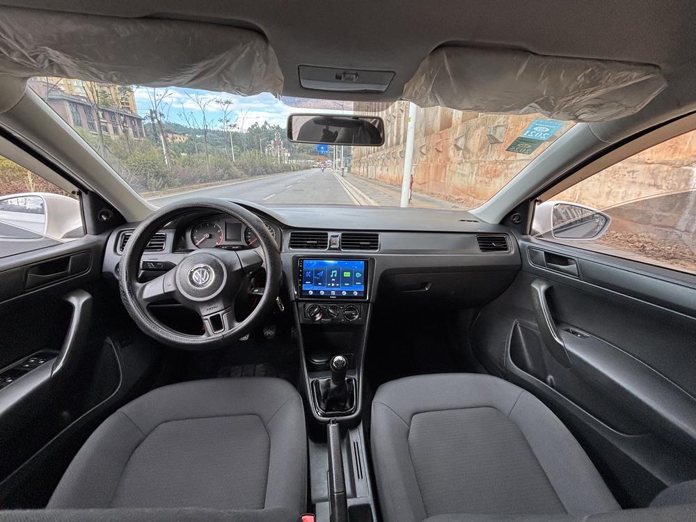 Volkswagen Santana 2017 car image #7