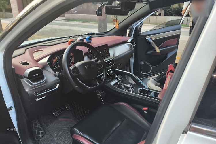 GEELY Coolray 2019 #17 GEELY Coolray 2019 car image #17