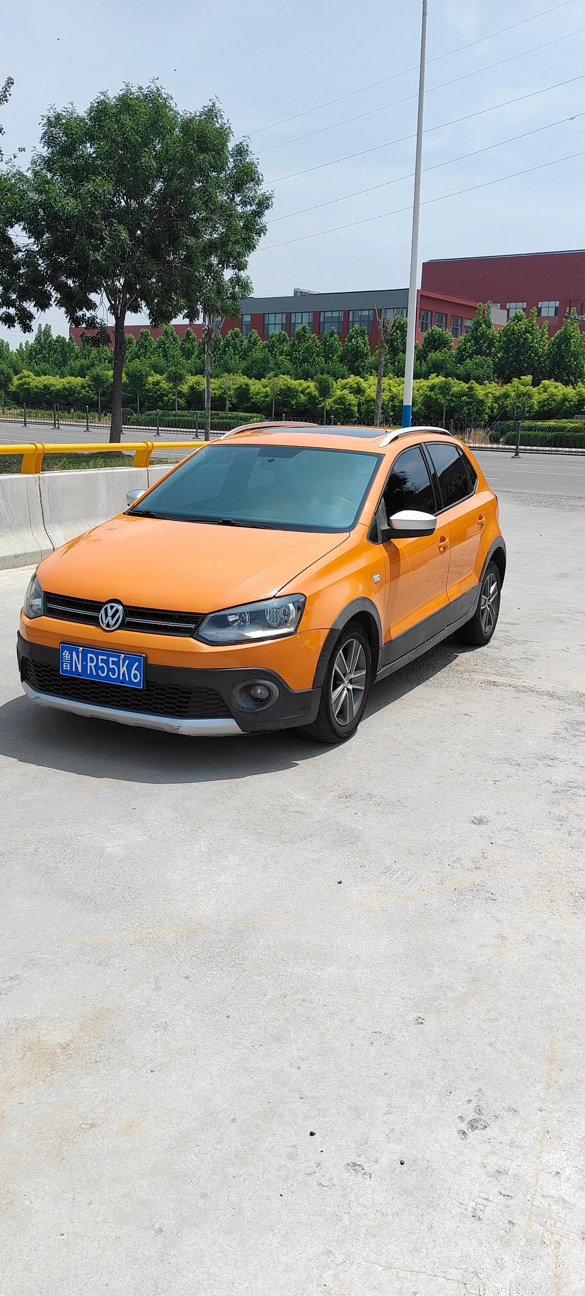Volkswagen Polo 2012 Volkswagen Polo 2012 car image