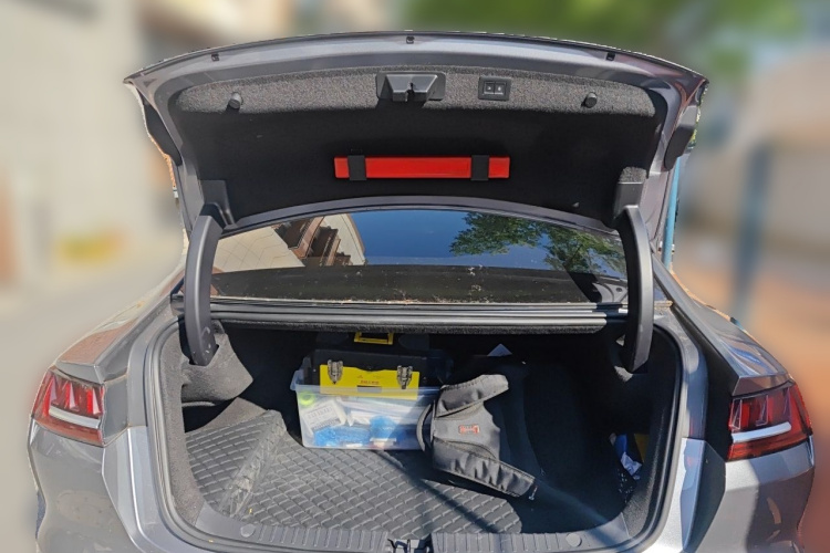 BYD Han 2022 car image #17