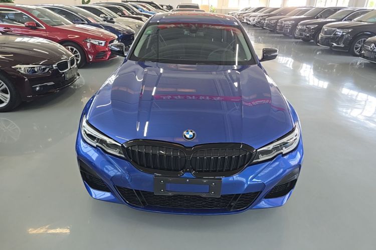 BMW 3 Series 2019 #3 BMW 3 Series 2019 car image #3