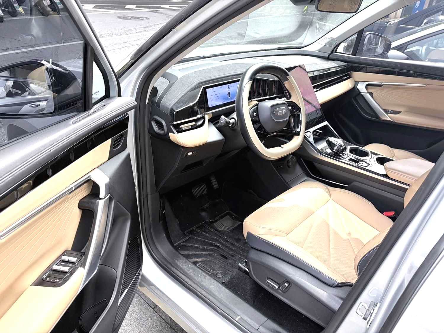GEELY Boyue L 2023 #2 GEELY Boyue L 2023 صورة سيارة #2