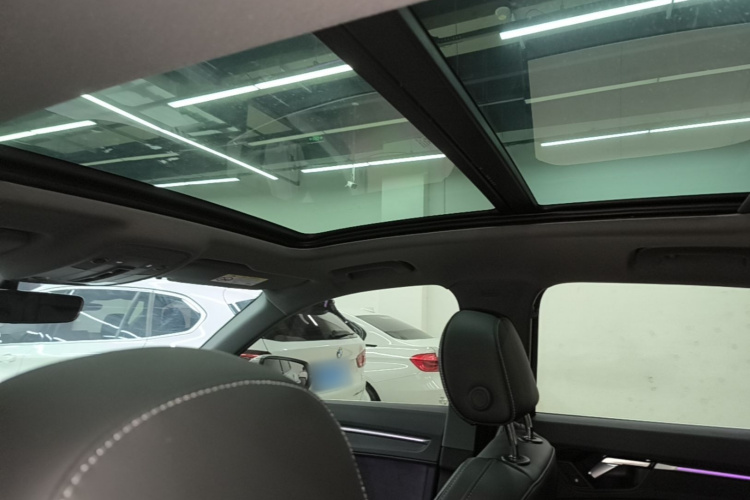 Audi Q3 2024 car image #18