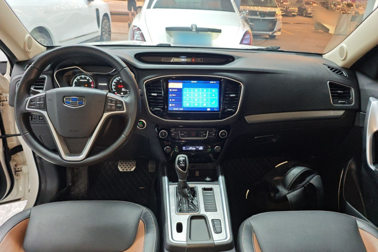 GEELY Vision X6 2017 immagine di auto #11