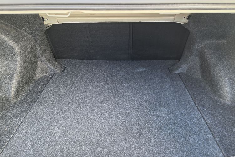 GEELY Emgrand 2019 #21 GEELY Emgrand 2019 car image #21