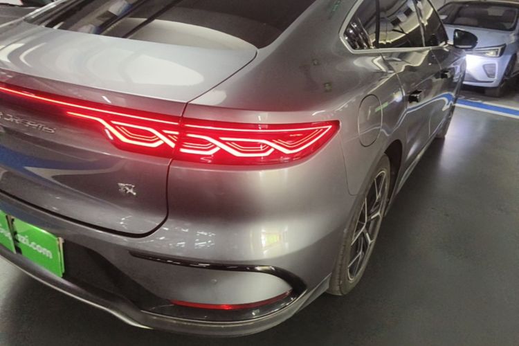 BYD Han 2022 car image #8