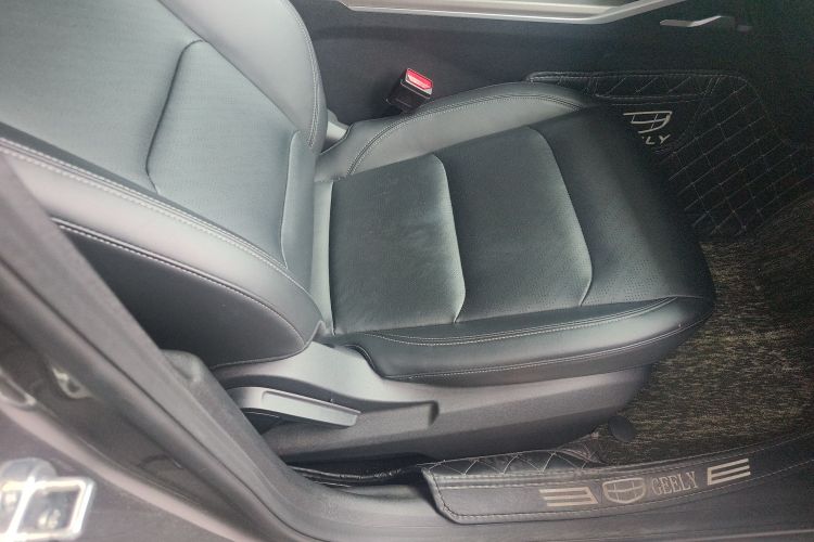 GEELY Emgrand 2022 car image #21
