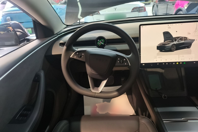 Tesla Model 3 2024 car image #11