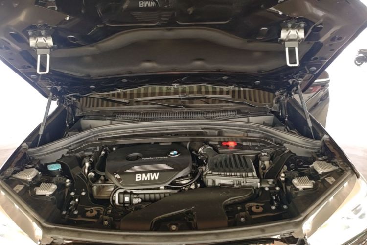 BMW X1 2018 #22 BMW X1 2018 immagine di auto #22