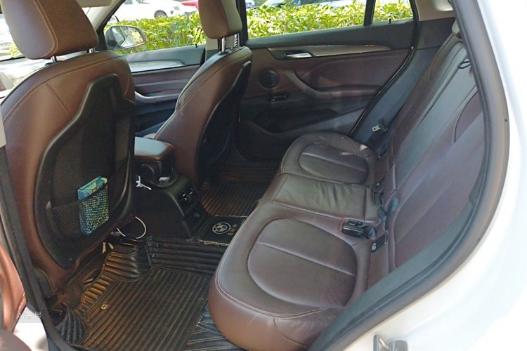 BMW X1 2018 car image #19