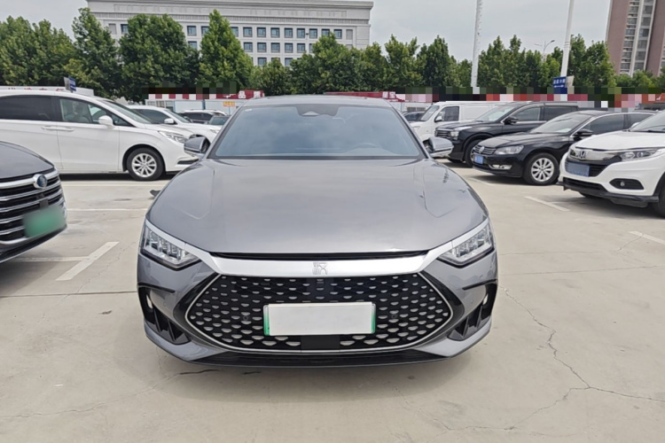 BYD Han 2023 #3 BYD Han 2023 car image #3