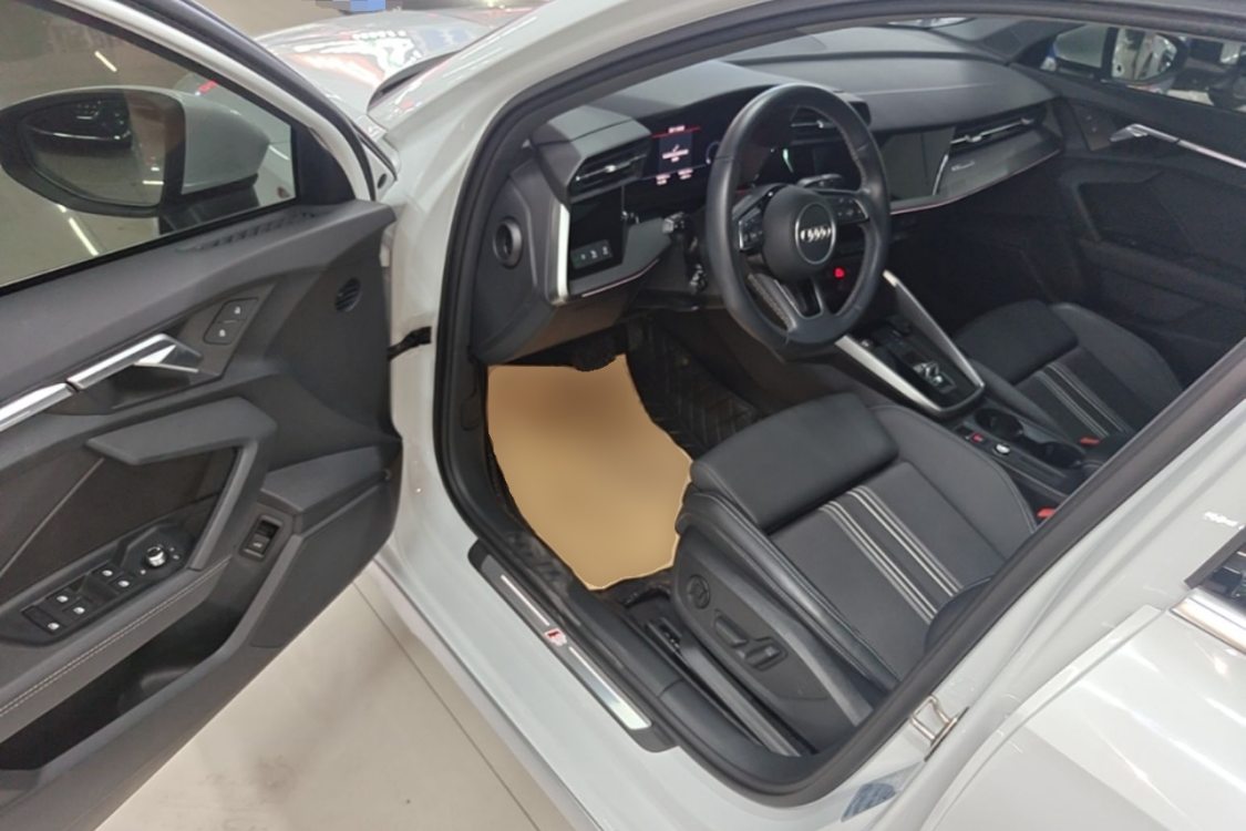 Audi A3 2024 car image #12