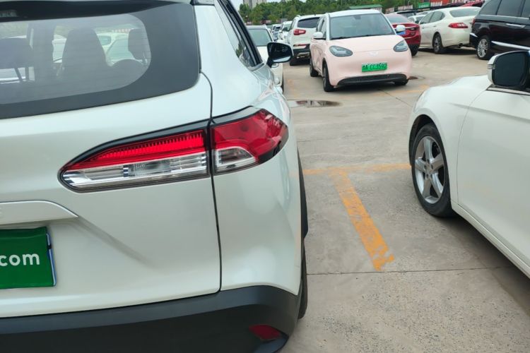 Toyota Corolla Cross 2024 car image #8