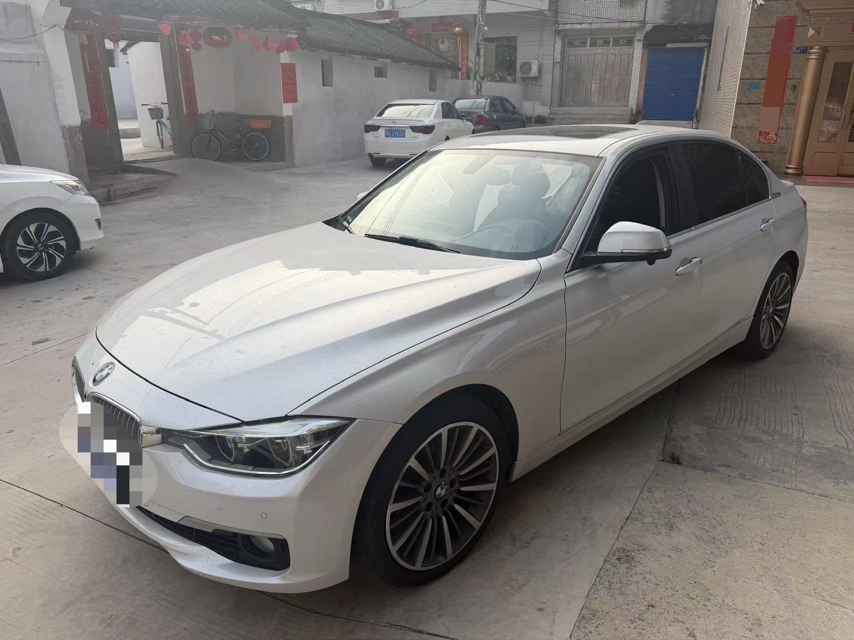 BMW 3 Series 2019 BMW 3 Series 2019 car image